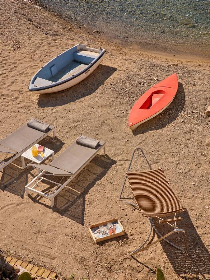 The Elephant Beach House Kímolos Екстериор снимка