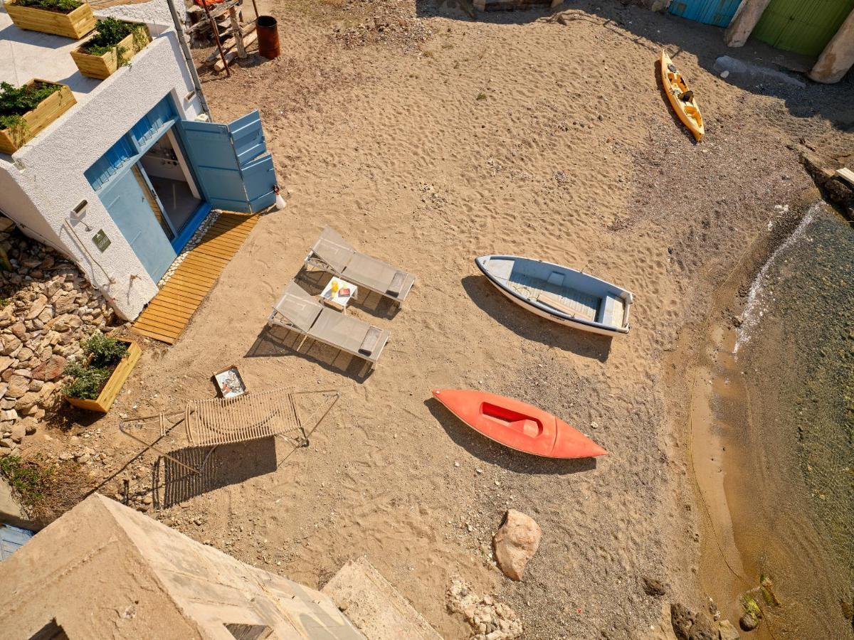 The Elephant Beach House Kímolos Екстериор снимка